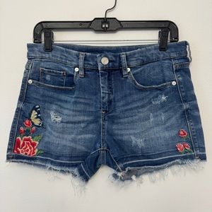 Blank NYC Hiker Embroidered Flowers Butterfly Stretch Cut off Jean Shorts Sz 28